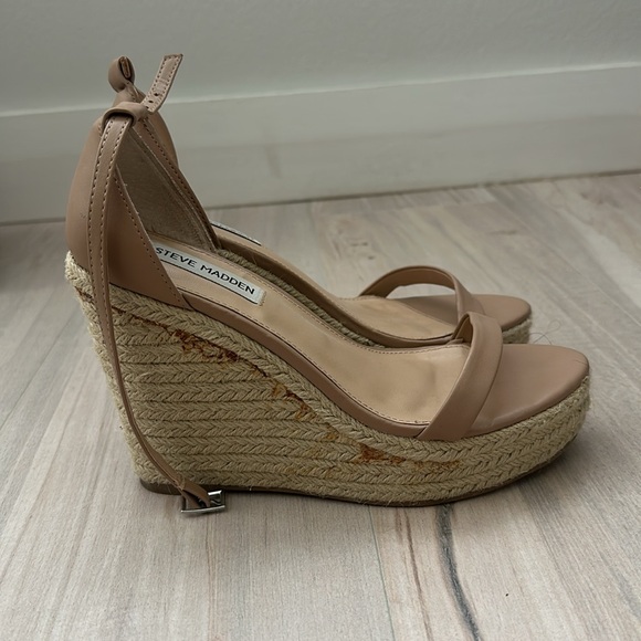 Steve Madden Wedges - Picture 4 of 6